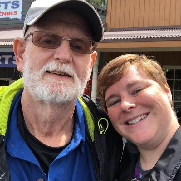 Meet your Posher, Amber - Picture 2 of 4